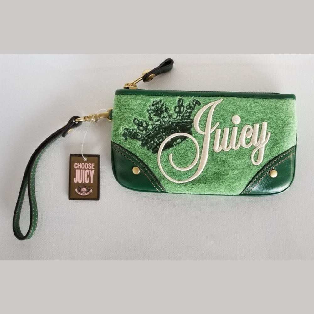 Juicy Couture Green Wallet Wristlet YSRU1400